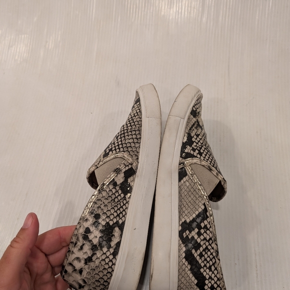 STEVE MADDEN Symba snakeskin slip-on sneakers loafers size 8 - Picture 5 of 10